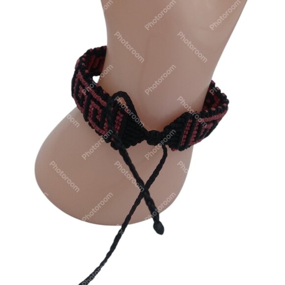 Unisex Bracelet Woven Macrame Thread Labyrinth Designs - Picture 2 of 6